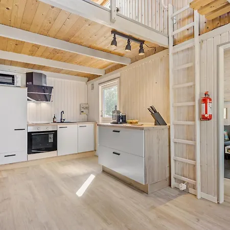 Semesterbostad 2 Bedroom Cozy In Hemmet