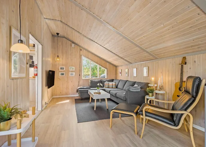 Hébergement de vacances 2 Bedroom Cozy In Hemmet