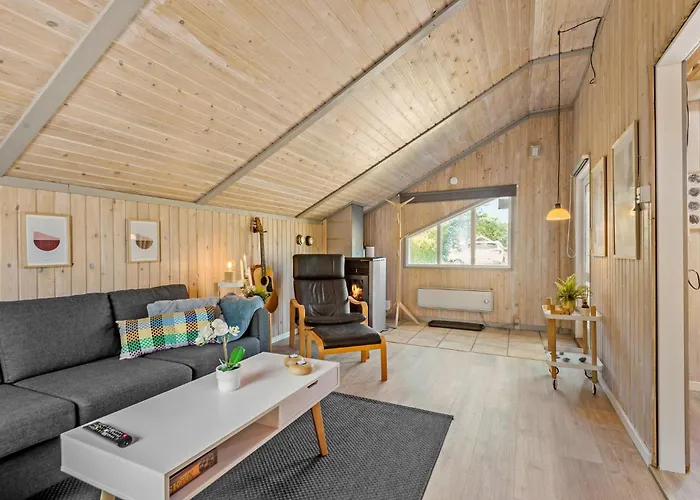 2 Bedroom Cozy In * Hemmet
